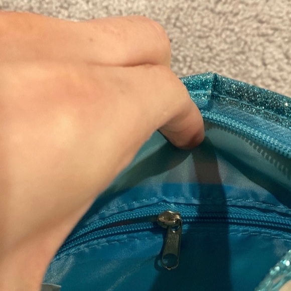 Glitter Neon Heart Animal Print Design Bag - Picture 9 of 10